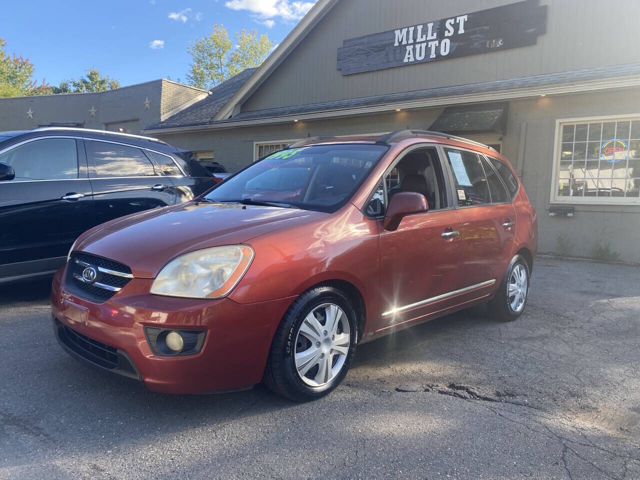 2008 KIA Rondo