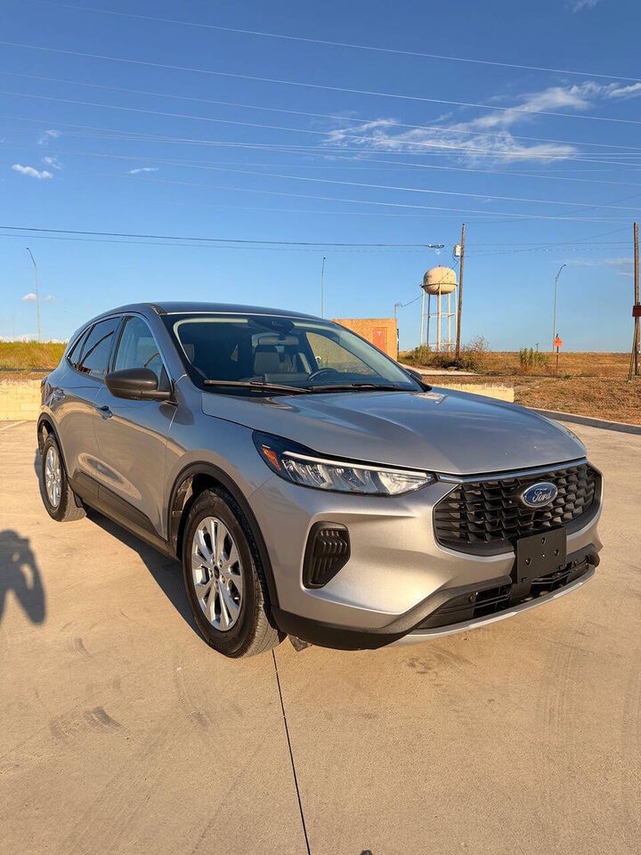 2023 FORD Escape