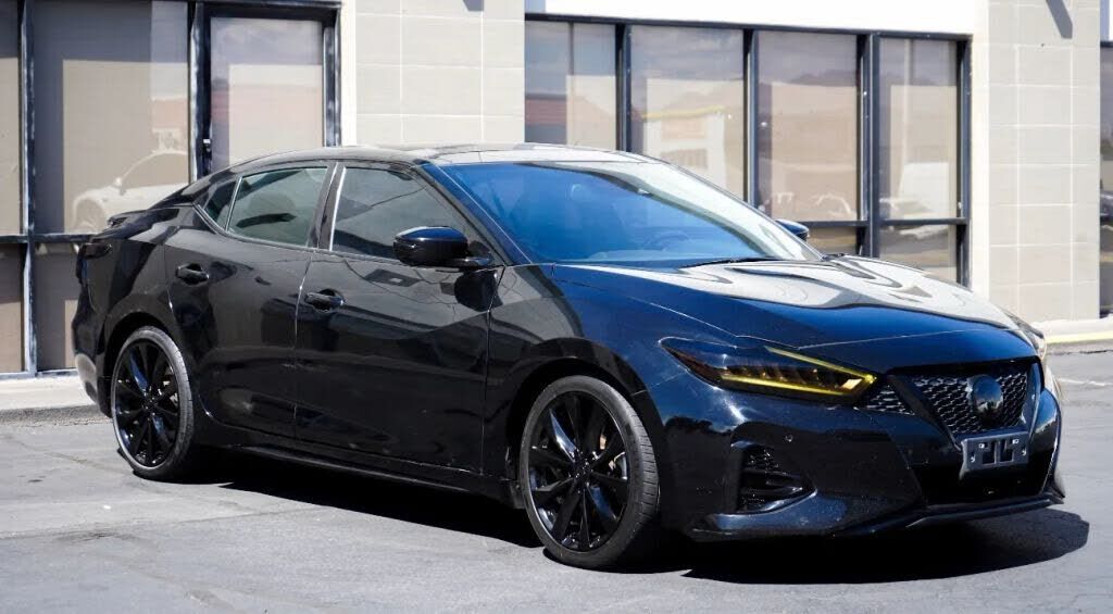 2019 NISSAN Maxima