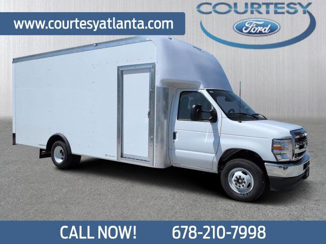 2027 FORD E-450