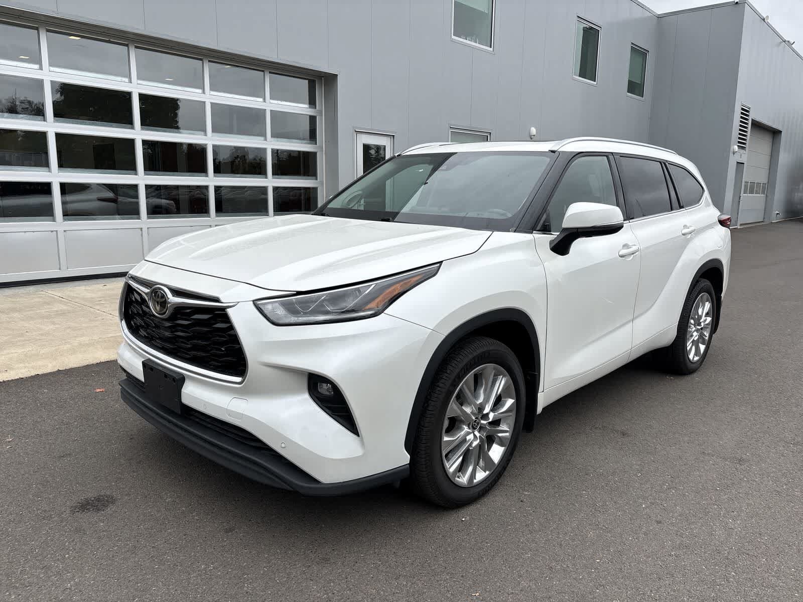 2021 TOYOTA Highlander