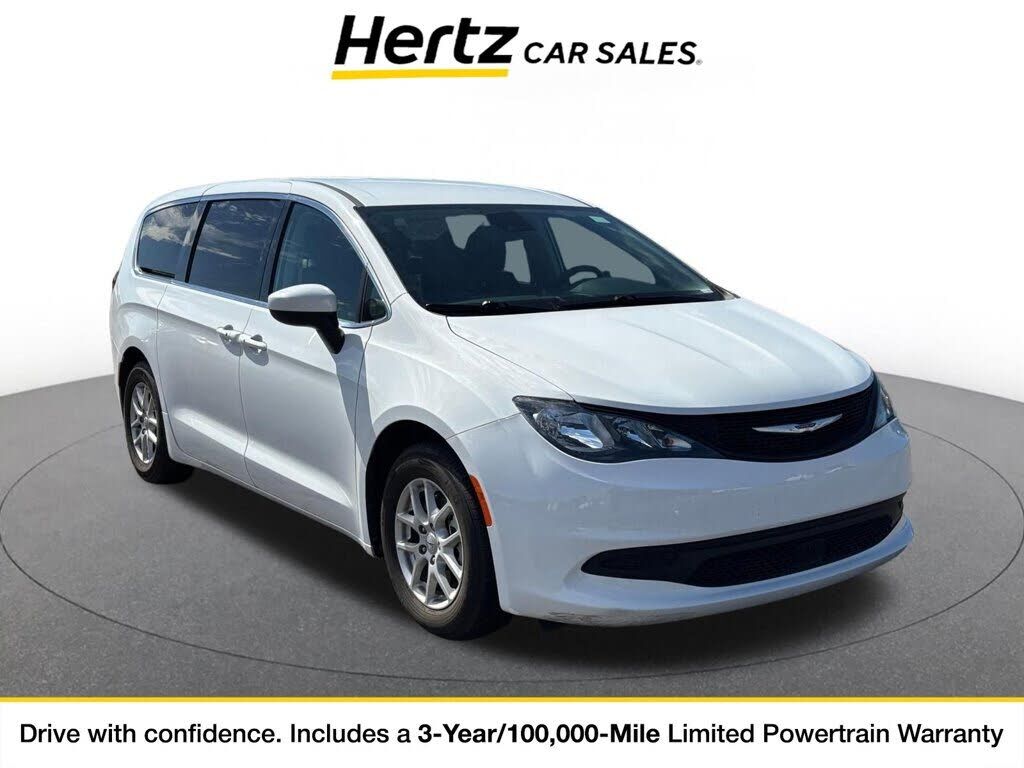 2023 CHRYSLER Voyager