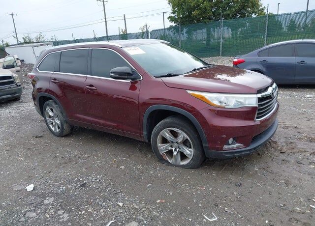 2014 TOYOTA Highlander