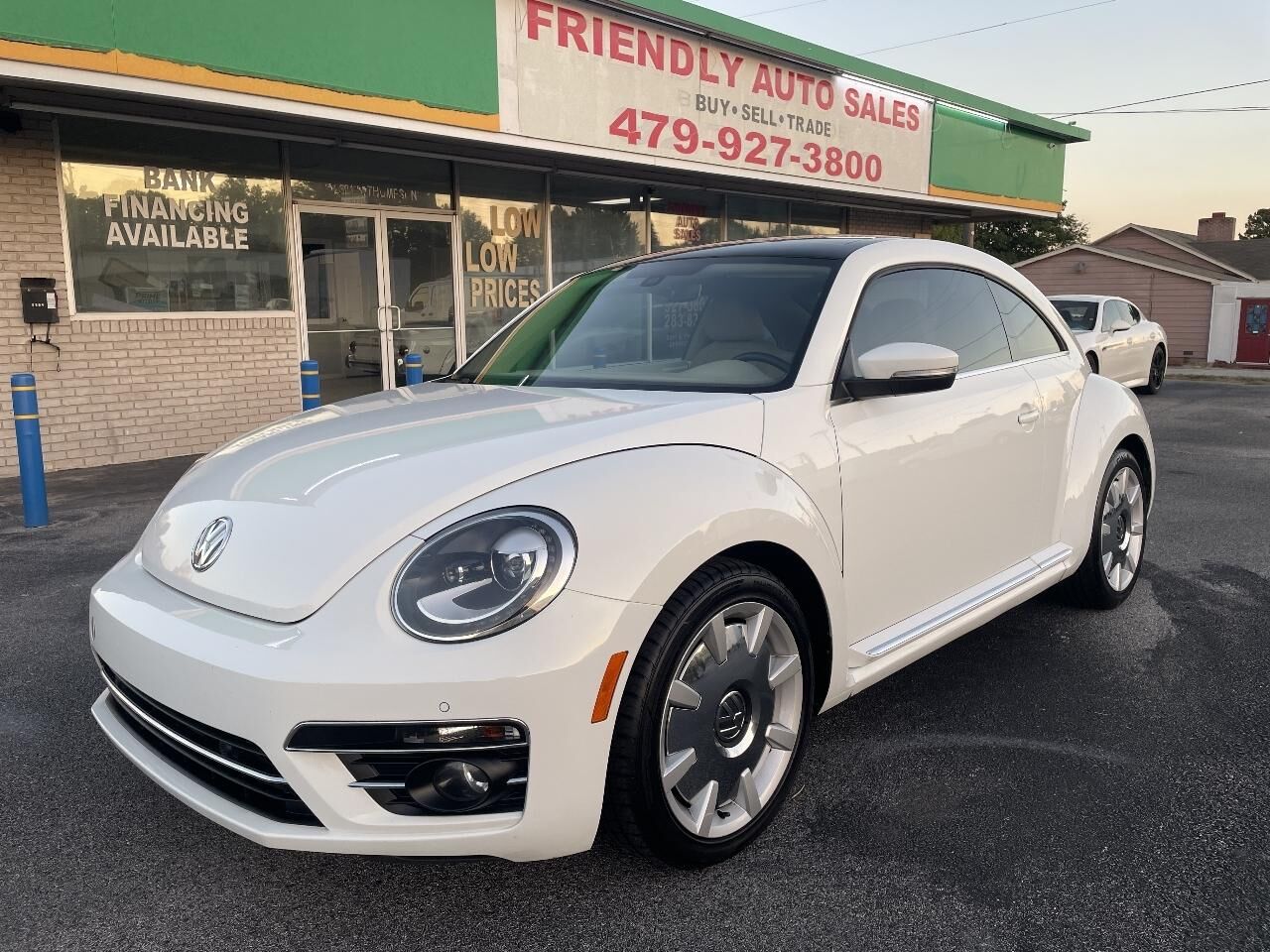 2018 VOLKSWAGEN Beetle