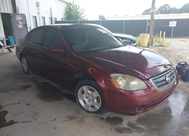 2004 NISSAN Altima