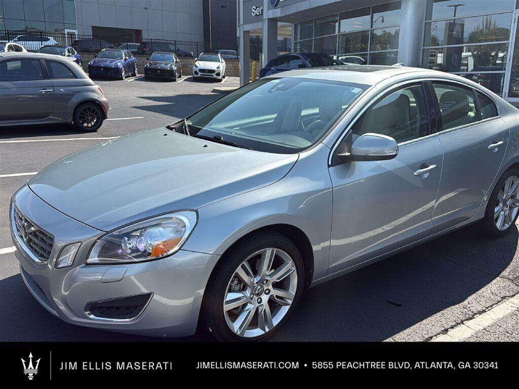 2011 VOLVO S60