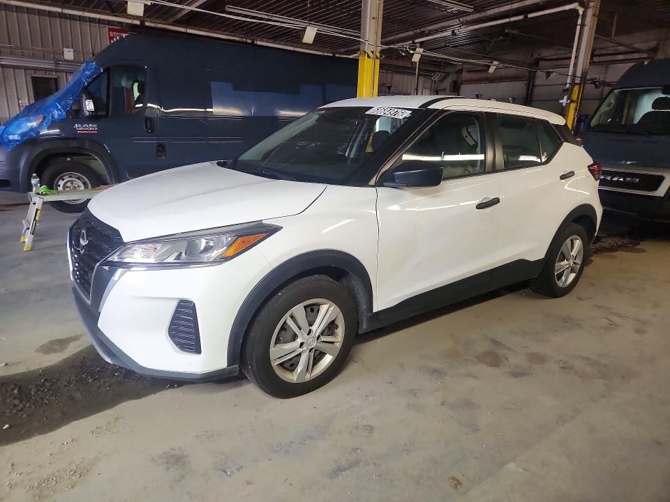 2023 NISSAN Kicks