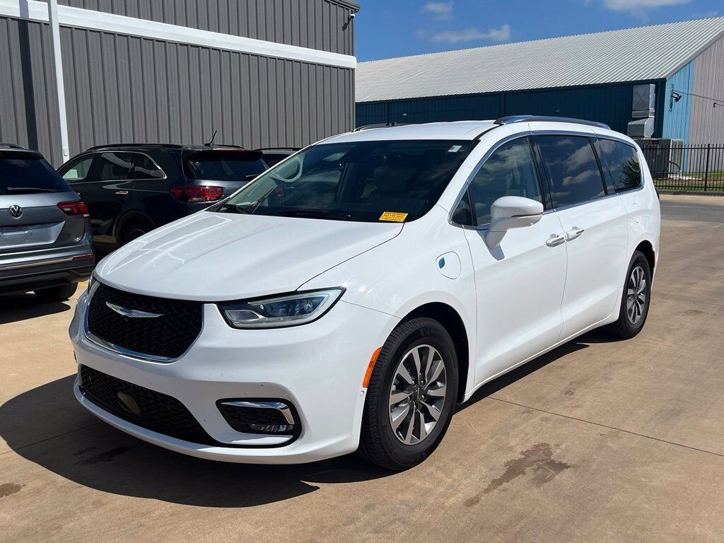 2021 CHRYSLER Pacifica
