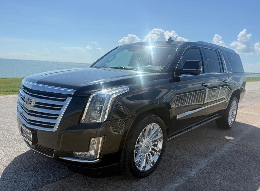 2019 CADILLAC Escalade ESV