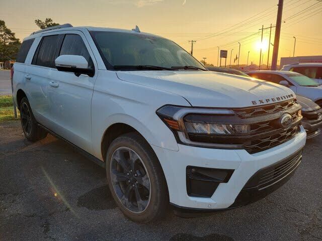 2024 FORD Expedition