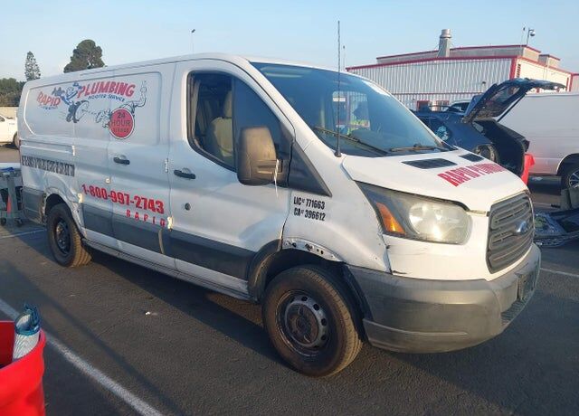 2015 FORD Transit