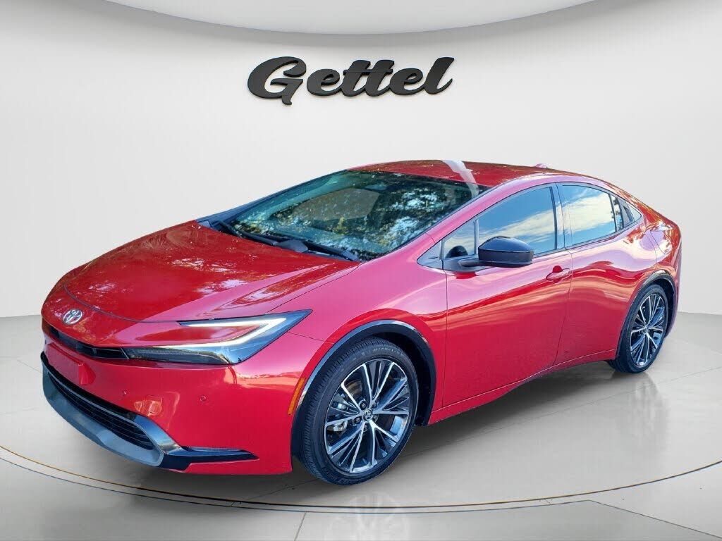 2025 TOYOTA PRIUS