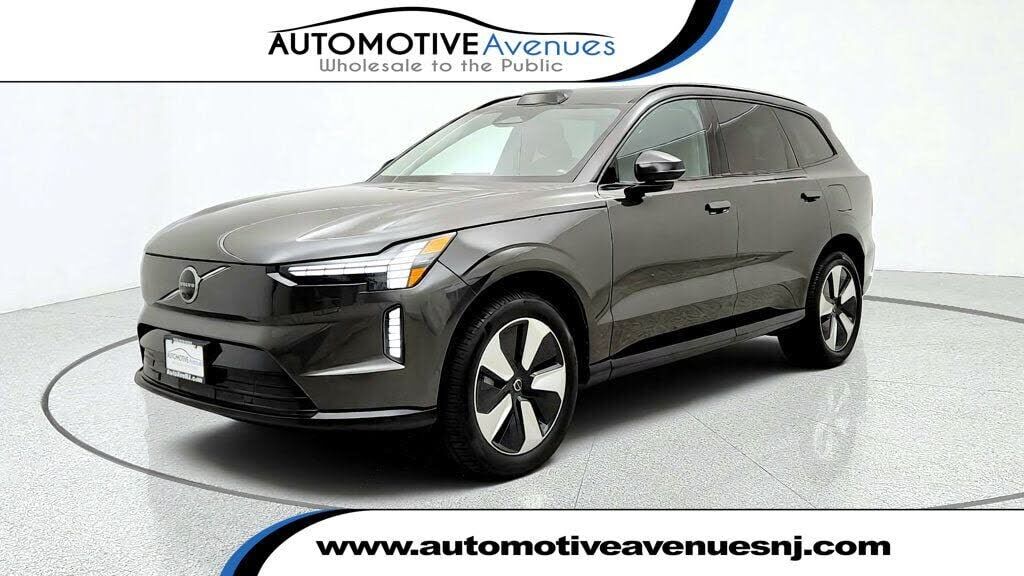 2025 VOLVO EX90