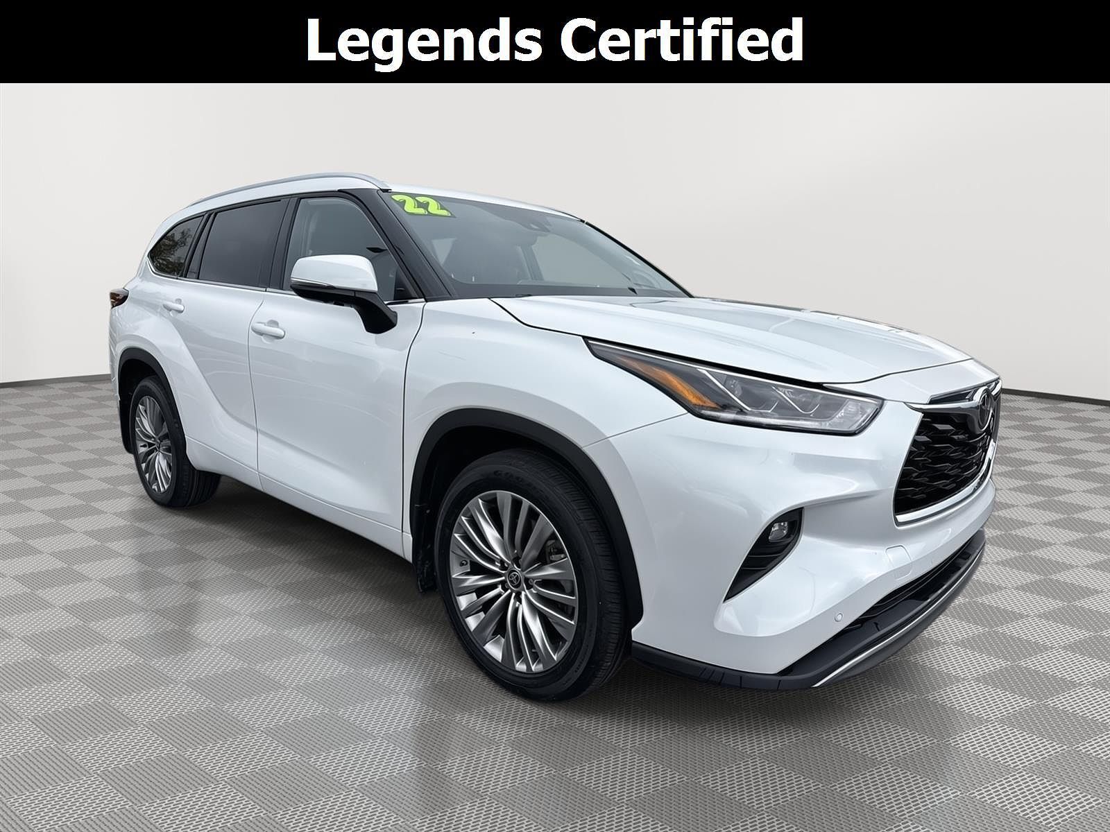 2022 TOYOTA Highlander
