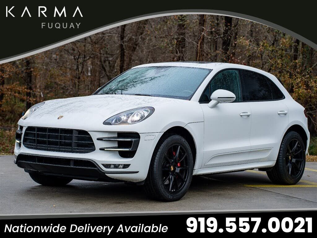 2015 PORSCHE Macan