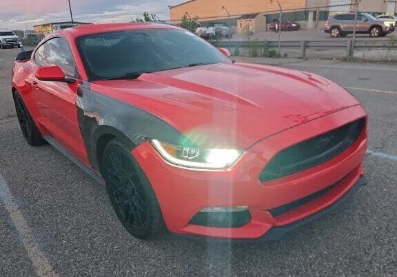 2017 FORD Mustang