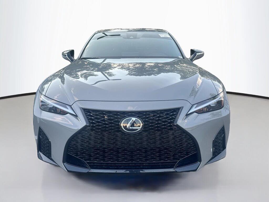 2025 LEXUS IS