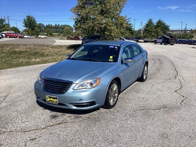 2012 CHRYSLER 200