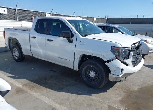 2023 GMC Sierra