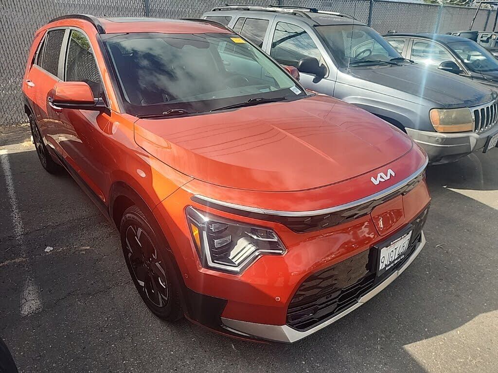 2023 KIA Niro