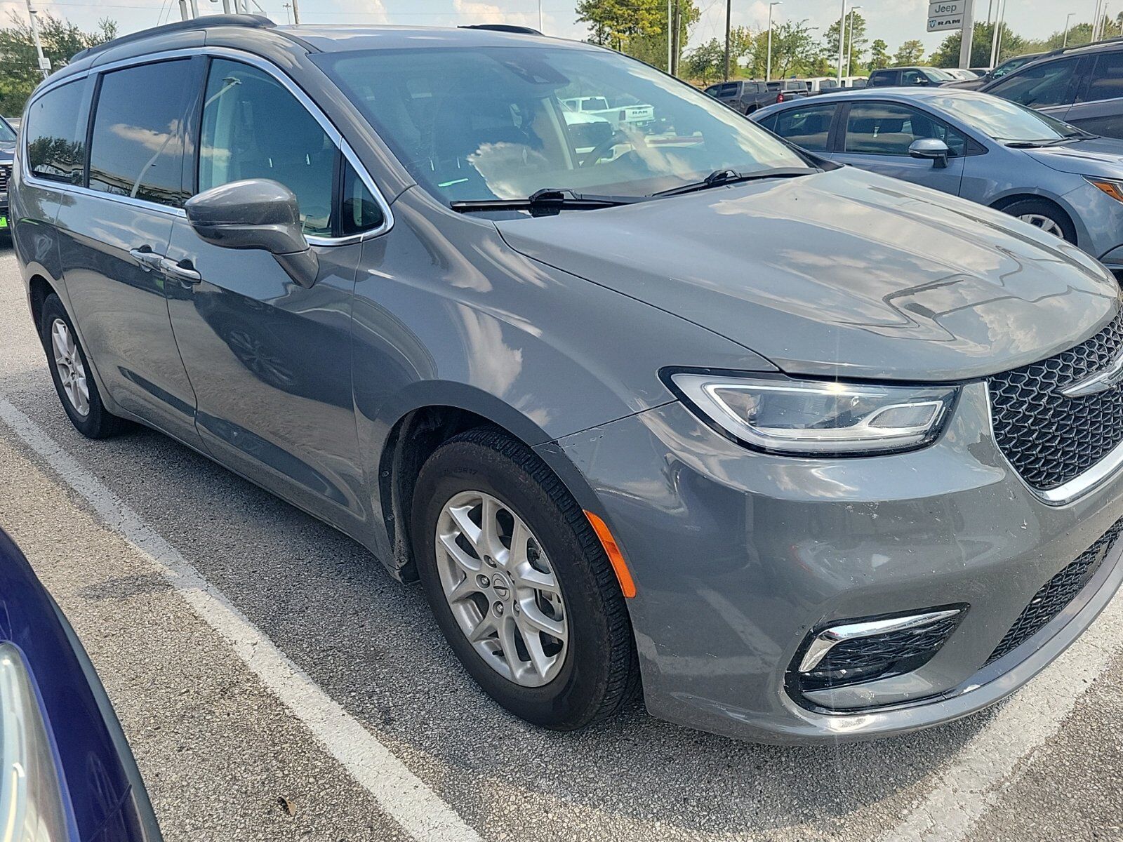 2022 CHRYSLER Pacifica