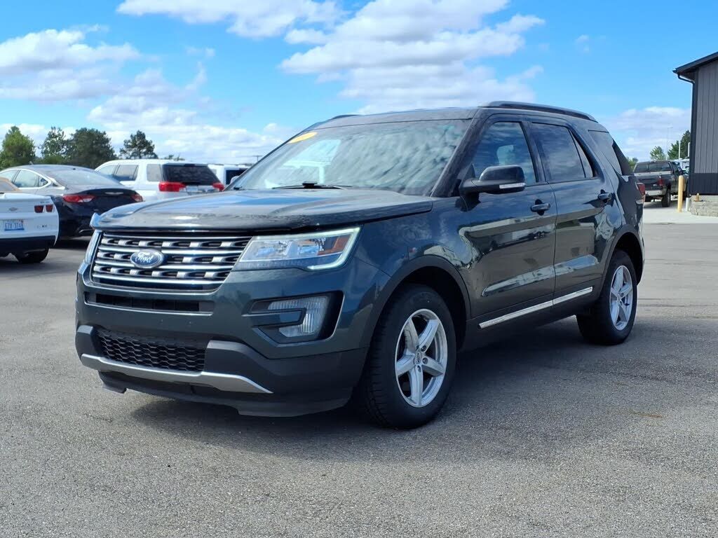 2016 FORD Explorer