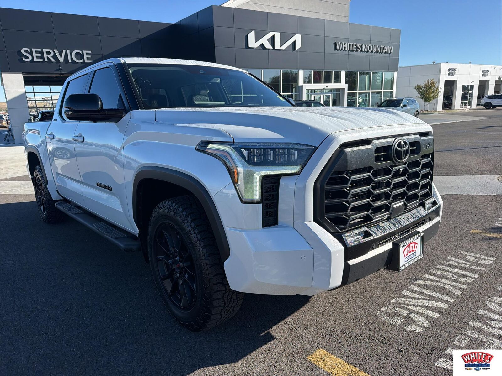 2024 TOYOTA Tundra