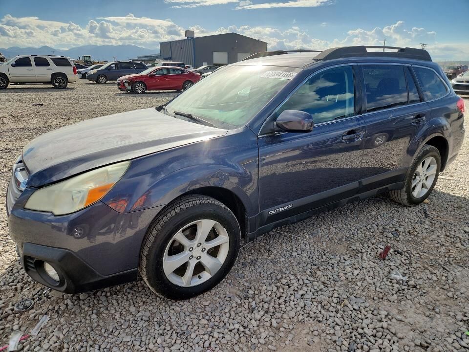 2014 SUBARU Outback