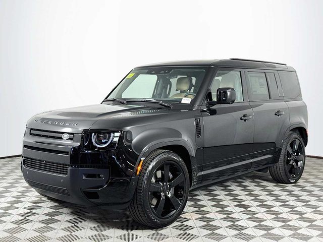 2026 LAND ROVER Defender