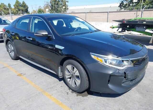 2017 KIA Optima