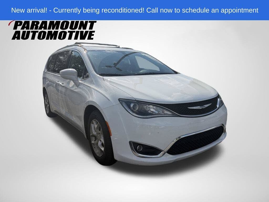 2019 CHRYSLER Pacifica