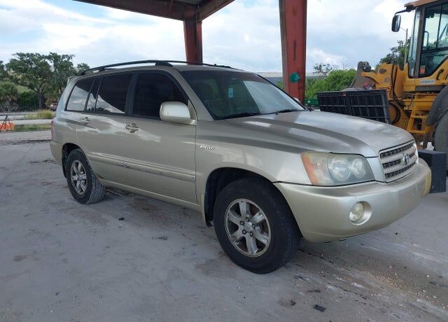 2002 TOYOTA Highlander
