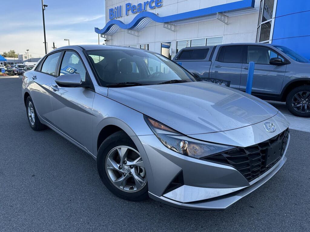 2021 HYUNDAI Elantra