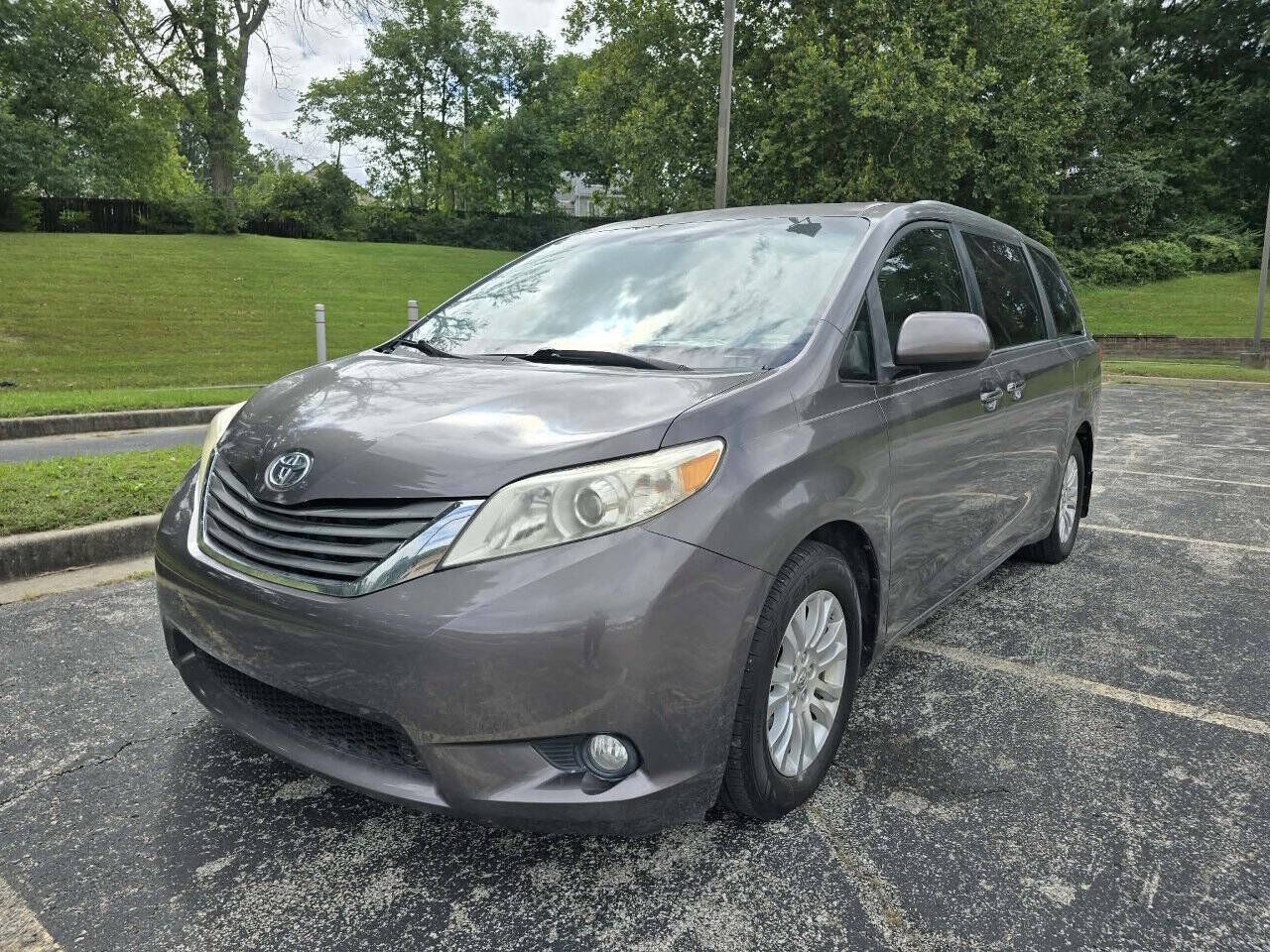 2013 TOYOTA Sienna