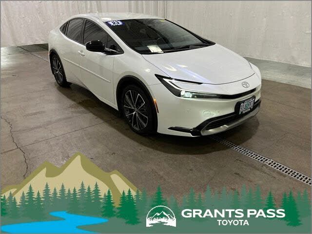 2023 TOYOTA PRIUS