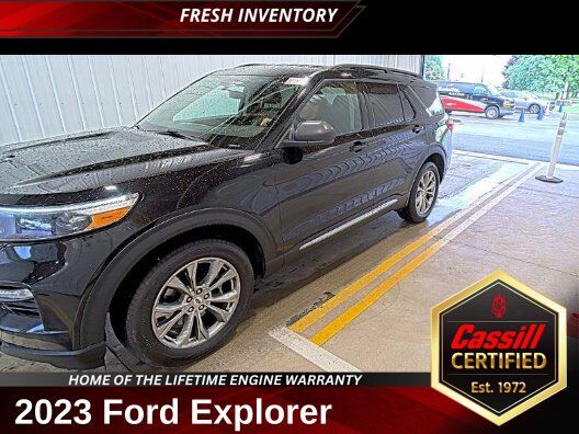 2023 FORD Explorer
