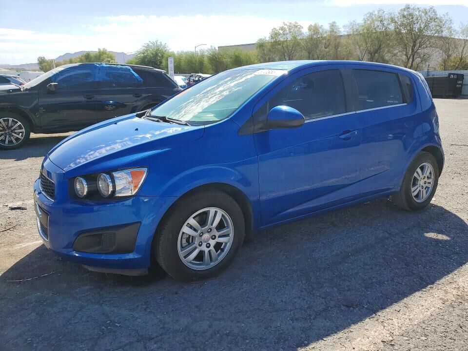2016 CHEVROLET Sonic