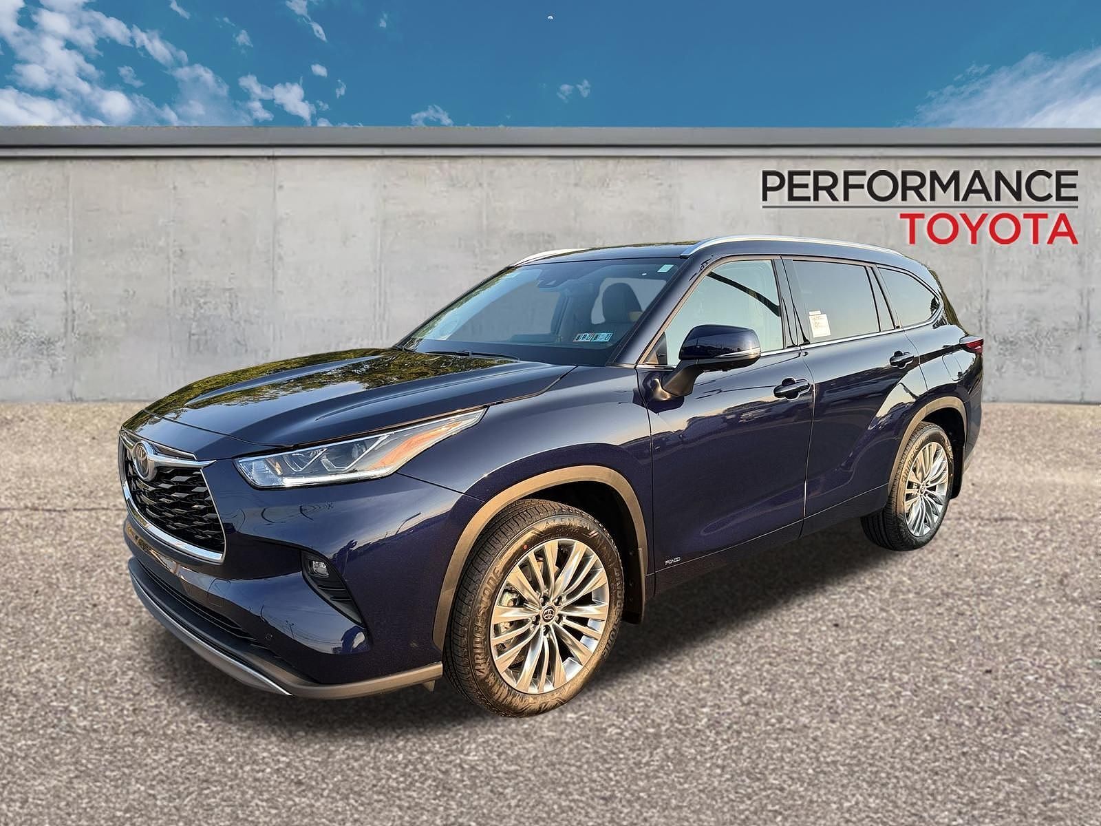 2026 TOYOTA Highlander