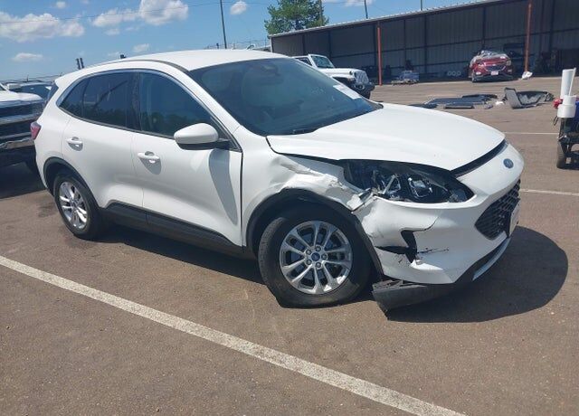 2020 FORD Escape