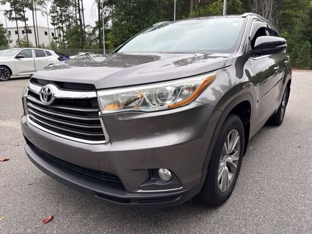 2015 TOYOTA Highlander