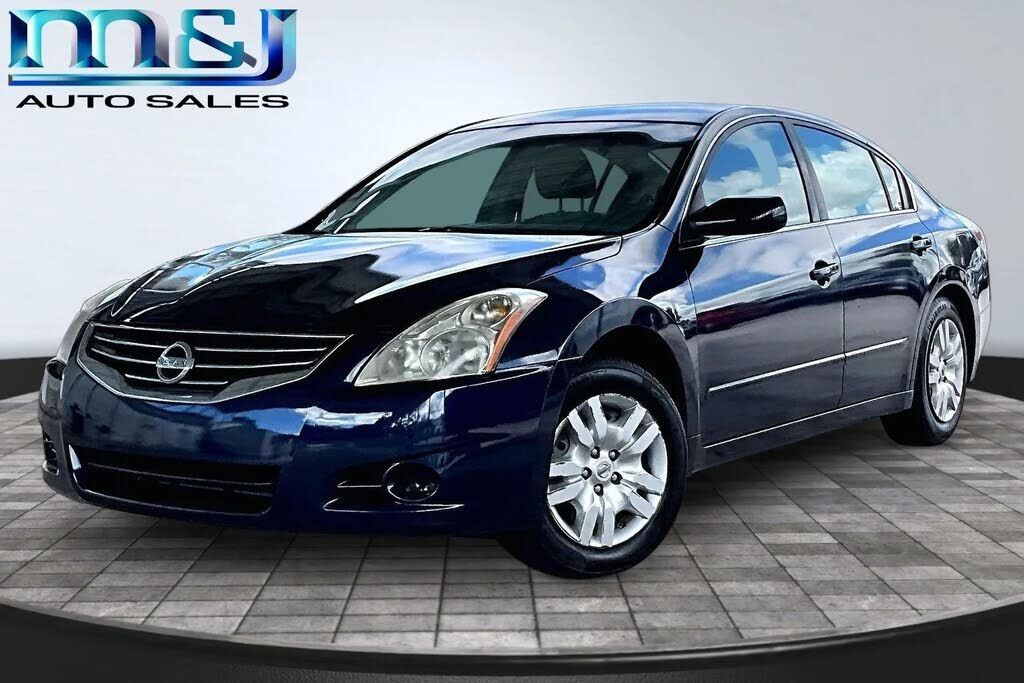 2010 NISSAN Altima