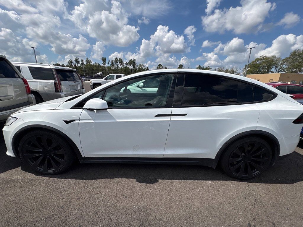 2022 TESLA Model X