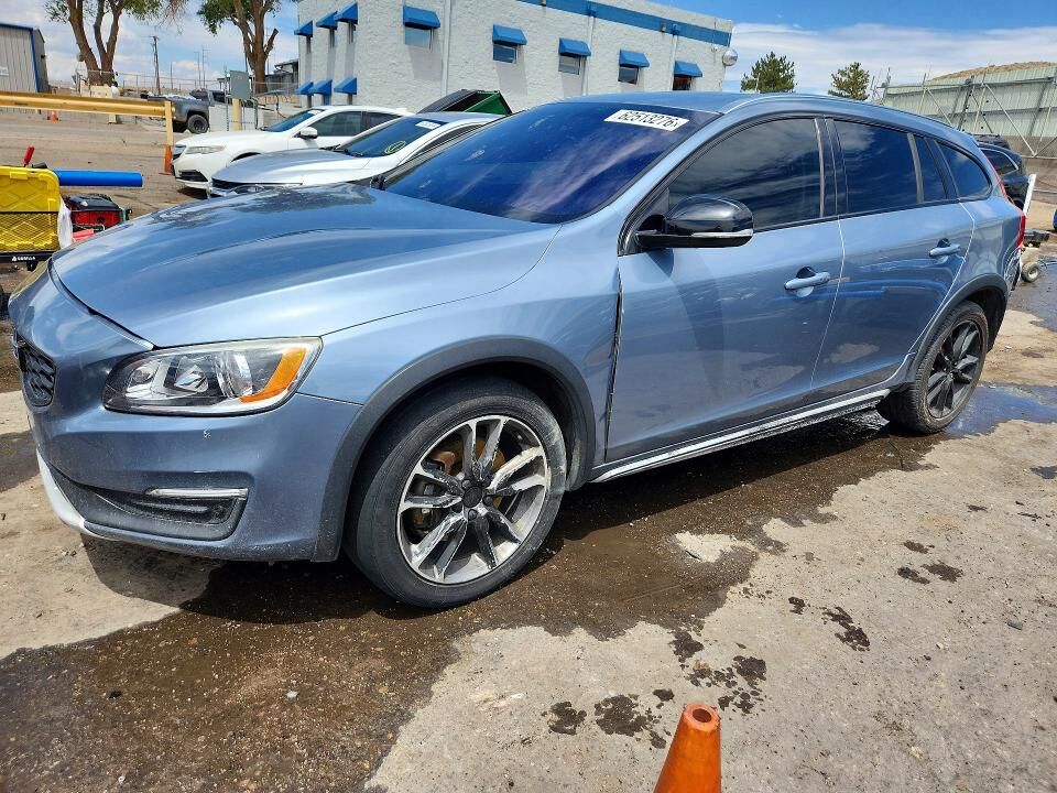2018 VOLVO V60