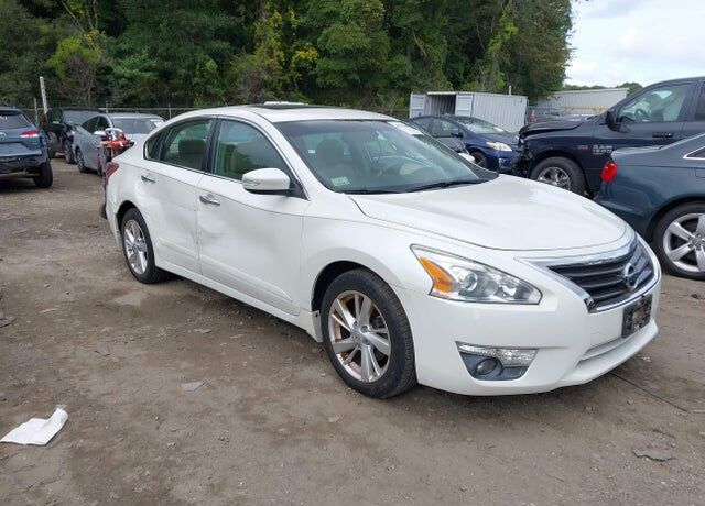 2013 NISSAN Altima