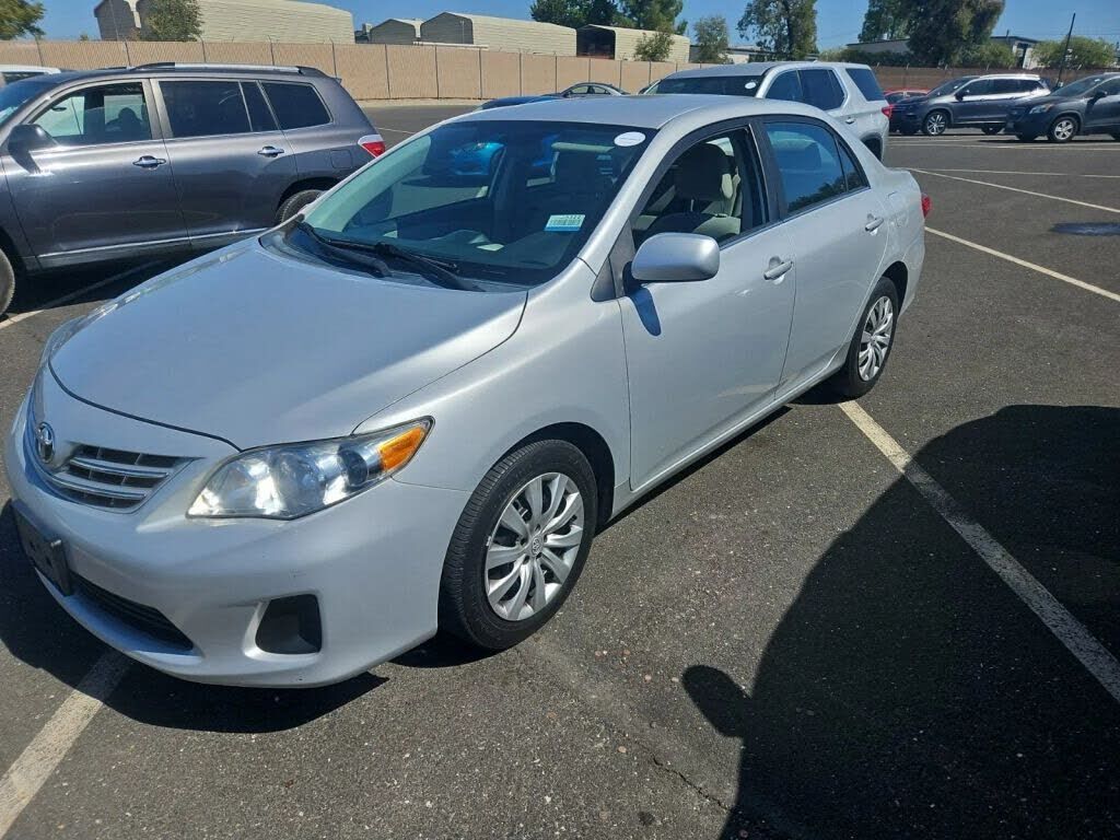 2013 TOYOTA Corolla
