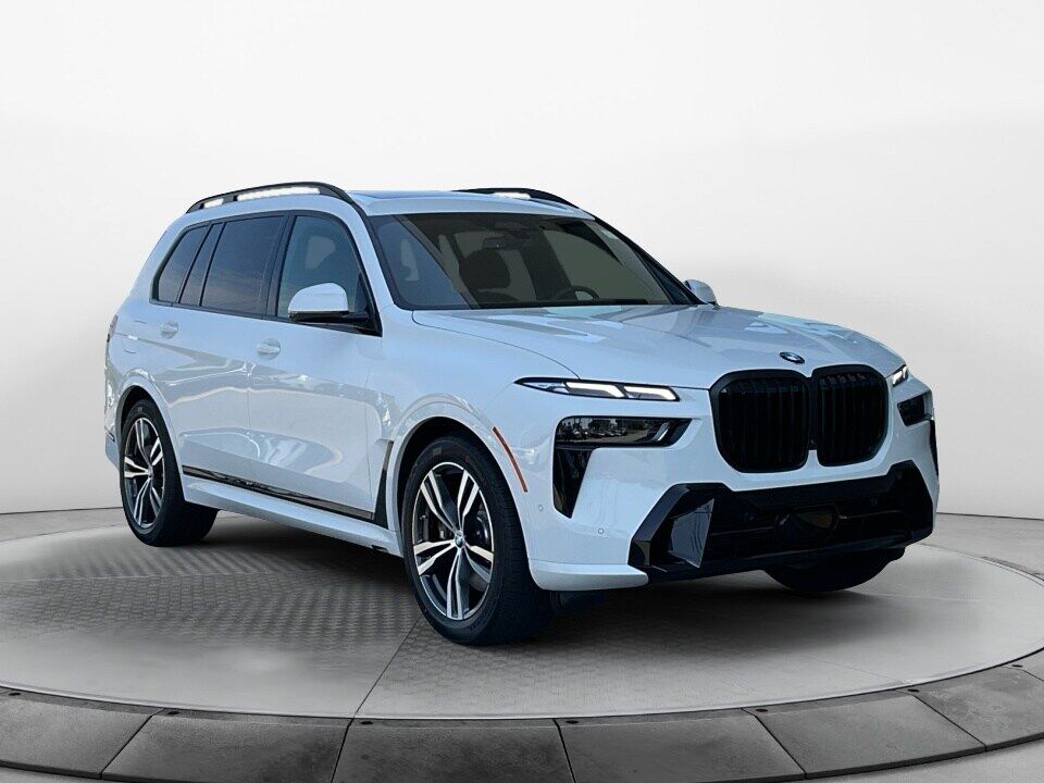 2027 BMW X7