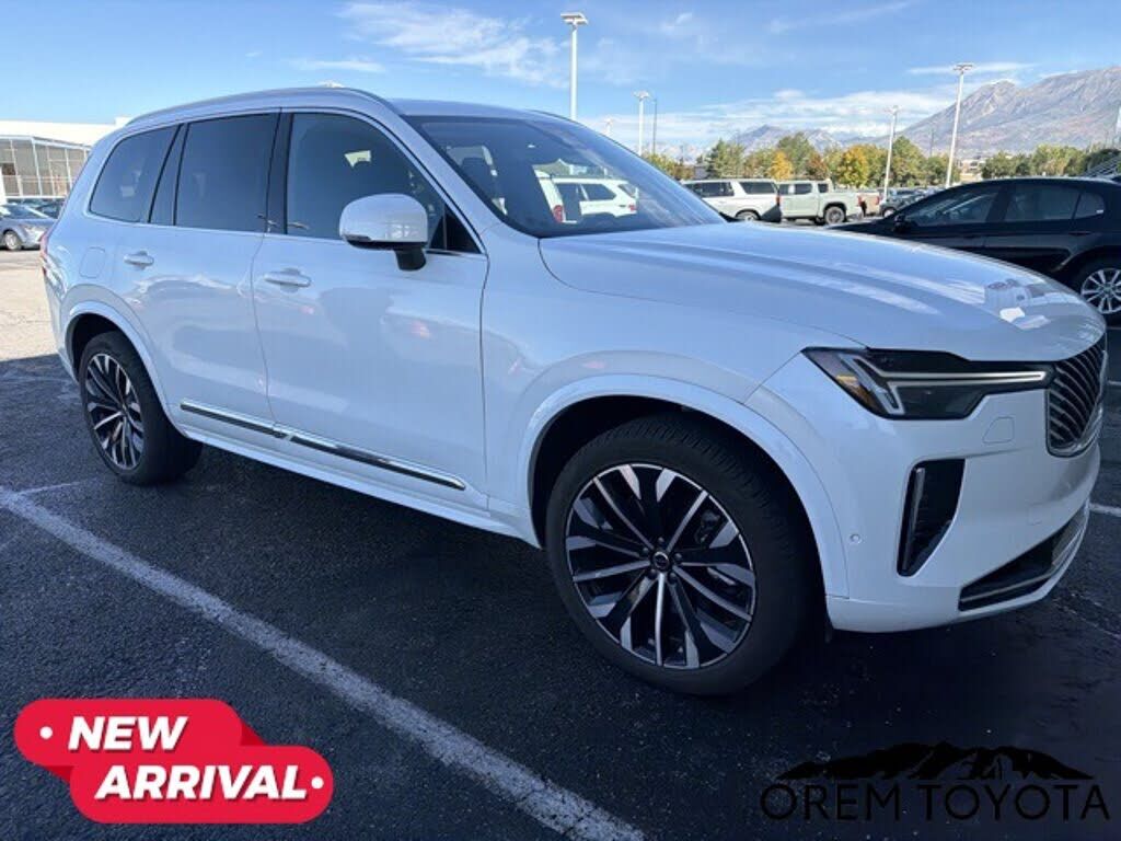 2025 VOLVO XC90