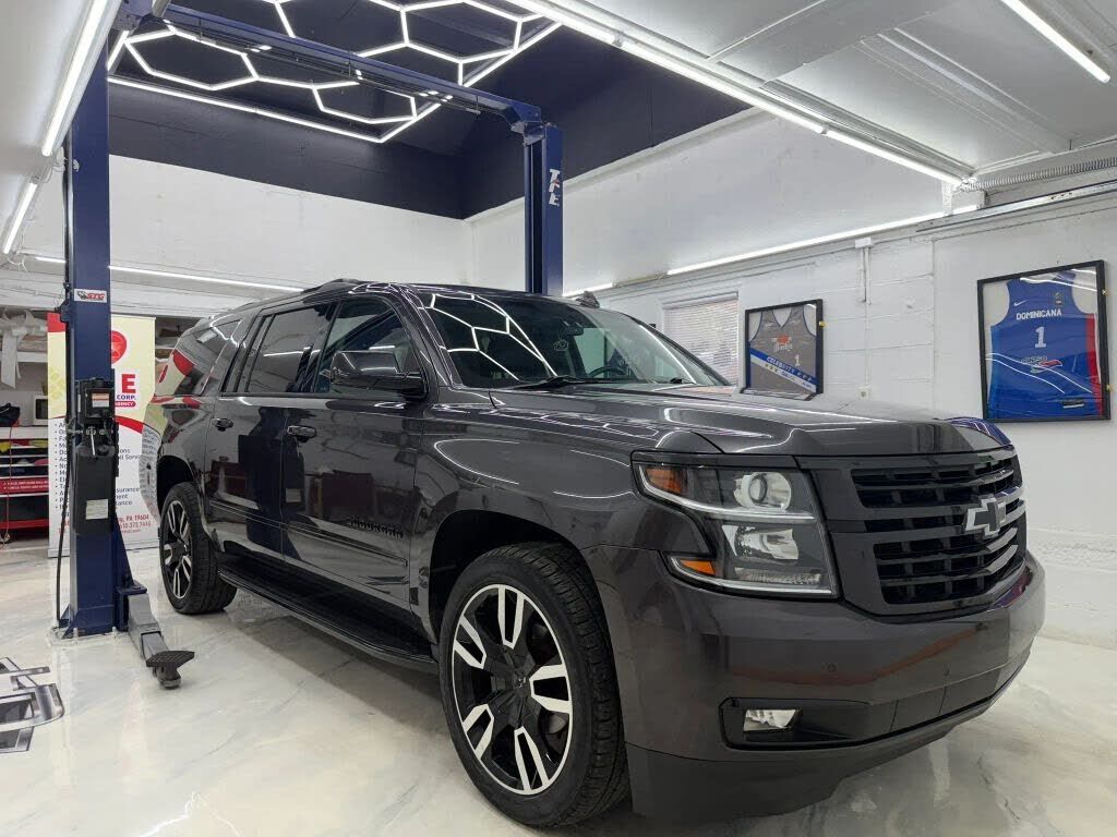 2018 CHEVROLET Suburban