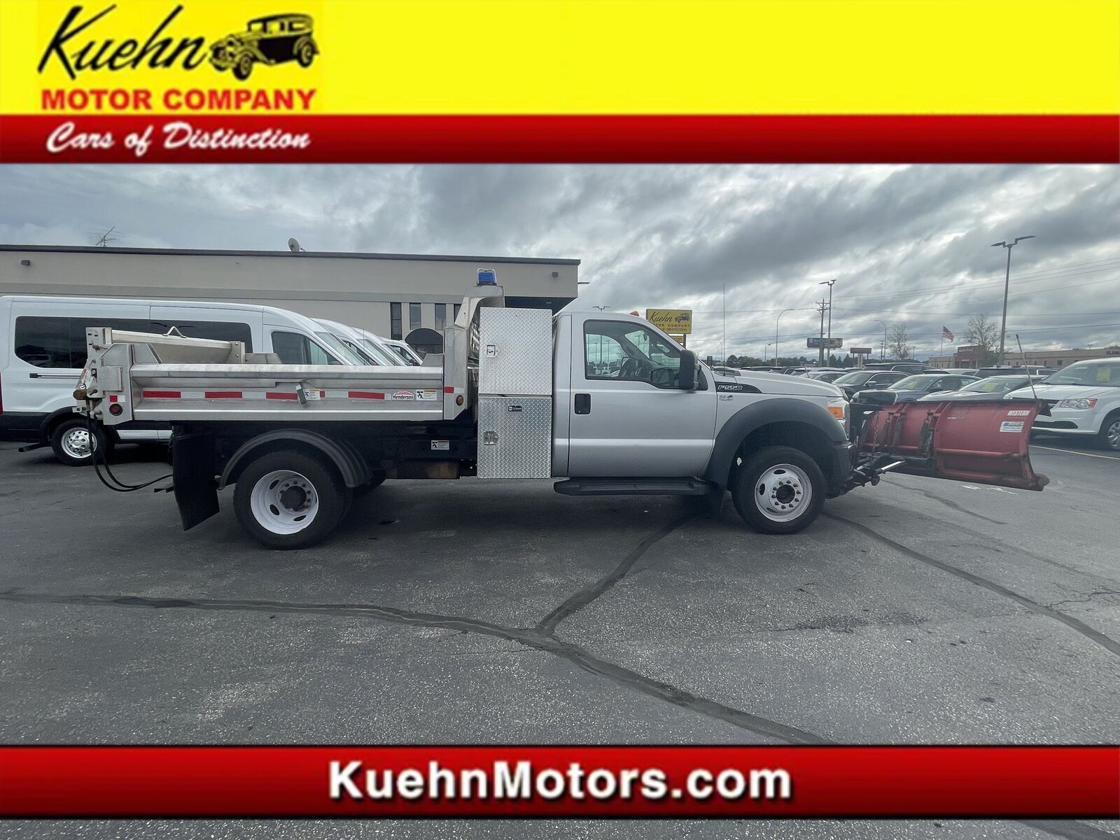 2011 FORD F-550