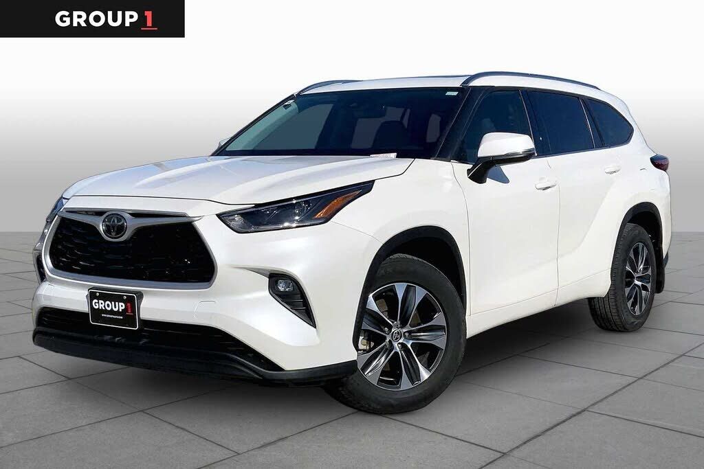 2021 TOYOTA Highlander